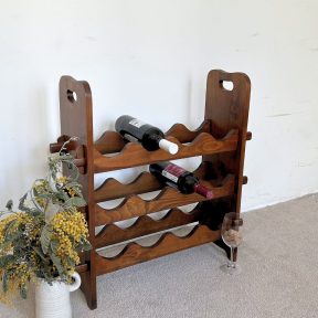 ღვინის ბოთლების სათავსო