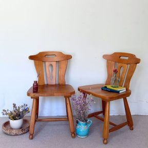 მუხის ხის სკამი